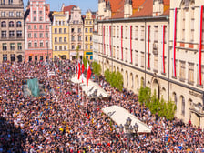 <p>Gitarowy Rekord Świata, Wrocław, 1.05.2026. Widok z drona.</p>