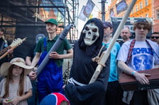 <p>Konkurs na gitarę z &bdquo;byle czego&rdquo; podczas Gitarowego Rekordu Świata 2026</p>