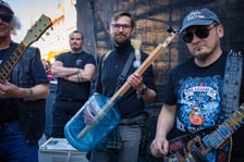 <p>Konkurs na gitarę z &bdquo;byle czego&rdquo; podczas Gitarowego Rekordu Świata 2026</p>