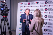 <p>Gala zakończenia Festiwali Reżyserii Filmowej i Aktorstwa Filmowego we Wrocławkskim Centrum Kongresowym</p>