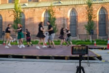 Parkiet taneczny na Skwerze Wrocławianek. Pierwszy dzień imprezy, 26 czerwca 2026 r.