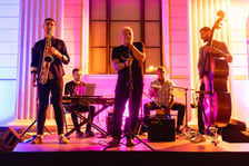 <p>Koncert 2 sierpnia na dziedzińcu Synagogi pod Białym Bocianem&nbsp;</p>