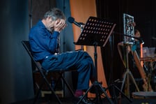 <p>Jacek Braciak. "Maszynista" w reż. T. Mana - Teatr PO KOLEI na Dworcu Wrocław Gł&oacute;wny&nbsp;</p>