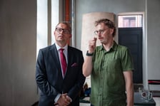 <p>Mateusz Żak i Maciej Bujko, wydarzenie "Kraftpostfest! Wędrowcy" z urodzinami Anny Szpakowskiej-Kujawskiej</p>