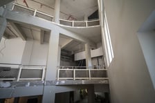 Duża Scena Teatru Polskiego w budynku przy ul. Zapolskiej w przebudowie, wrzesień 2026