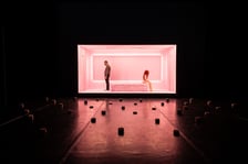 Próby do premiery „Deus sex machina. Czy roboty nas pokochają?” we Wrocławskim Teatrze Współczesnym