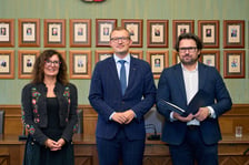 <p>Wręczenie dyplom&oacute;w laureatom programu &bdquo;Wrocławskie Wydawnictwa Muzyczne&rdquo;</p>