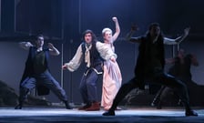 <p>Scena z musicalu &bdquo;Kościuszko&rdquo; w Teatrze Muzycznym Capitol</p>