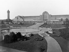 <p>Nieistniejący dziś Pałac Kryształowy na wzg&oacute;rzu w Londynie (rok 1854)&nbsp;</p>