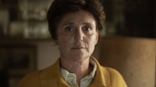 Kadr z filmu „Mniej obcy”