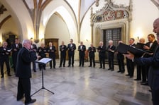 Kameralny Chór „Cantilena” w Starym Ratuszu świętuje jubileusz 60-lecia