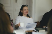 Zespół teatralny podczas próby do premiery „Krwawych godów” w Pantomimie, październik 2026