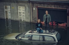 Serial ?Wielka woda? od 5 października w Netflixie, kadry z odcinków