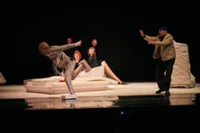 <p>Scena ze spektaklu &bdquo;Pinokio&rdquo; Wrocławskiego Teatru Lalek</p>