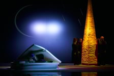 <p>Na zdjęciu scena ze spektaklu &bdquo;Pinokio&rdquo; we Wrocławskim Teatrze Lalek</p>