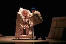 <p>Na zdjęciu scena ze spektaklu &bdquo;Pinokio&rdquo; we Wrocławskim Teatrze Lalek</p>