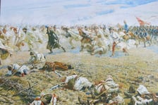 <p>Fragment Panoramy Racławickiej &ndash; kosyniarzy w ataku są wspierani przez oddziały 6 Regimentu Pieszego. Wśr&oacute;d nich generał ziemiański Jan Ślaski.</p>