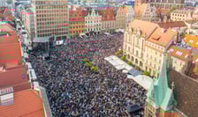 <p>Uczestnicy Gitarowego Rekordy Świata</p>