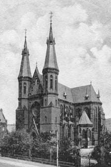 <p>Kości&oacute;ł św. Henryka przy ul. Glinianej</p>