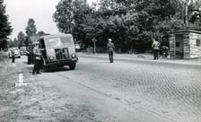 Zdjęcia z wystawy ?Odizolowani 1963. Epidemia ospy we Wrocławiu? w Pałacu Królewskim.