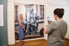 <p>Wystawa &bdquo;Żołnierz napoleoński, ojciec komedii polskiej&rdquo; &mdash; Fredro w Ossolineum</p>