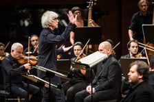 <p>Koncert pod dyrekcją Giovanniego Antoniniego-Pory roku</p>