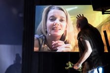 <p>Scena ze spektaklu &bdquo;Odyseja&rdquo; na podstawie Homera we Wrocławskim Teatrze Lalek</p>