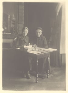 <p>Po prawej: Jadwiga Zamoyska z domu Działyńska</p>