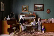 <p>Domek dla lalek, jakim bawiły się nasze babcie</p>