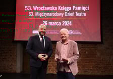 <p>53. Wrocławska Księga Pamięci z okazji 63. Międzynarodowego Dnia Teatru</p>