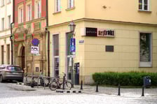 <p>Galeria Arttrakt</p>