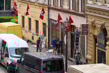 <p>Zdjęcia do nowego serialu przy ul. Szajnochy</p>