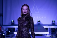 <p>FashiON! Wrocław Fashion Week 2023 - pokaz i sesja Anety Łąckiej</p>