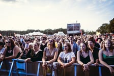 Santander Letnie Brzemienia 2024, drugi dzień koncertów. Pola Marsowe we Wrocławiu, 13.07.2024