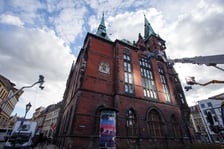 "Dziewczyna z igłą" - zdjęcia z planu przy ul. Szajnochy we Wrocławiu