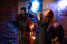 <p>Koncert "Wrocławscy artyści dla powodzian", Mleczarnia, 15.10.2024. Justyna Szafran.</p>