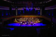 <p>Muzycy na scenie gł&oacute;wnej NFM-u</p>