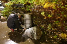 <p>Na zdjęciu wernisaż wystawy #Dług na Targowisku Jemiołowa</p>