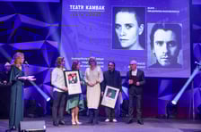 <p>Wrocławska Nagroda Artystyczna 2024. Zwycięzc&oacute;w poznaliśmy we wtorek, 10 grudnia w Sali Czerwonej Narodowego Forum Muzyki podczas gali &ndash; laureaci z dziedziny: Teatr (tw&oacute;rcy Teatru Kambak)</p>