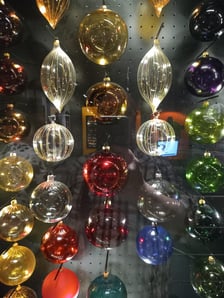 Bombki ze zbiorów Muzeum Bombki w Miliczu