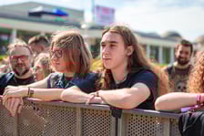 <p>Publiczność na Festiwalu 3-Maj&oacute;wka we Wrocławiu</p>