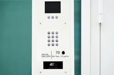 <p>Krupa Gallery mieści się przy ul. księcia Witolda 48/70, na 8 pietrze</p>