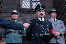 <p>Zdjęcia do serialu &bdquo;Breslau&rdquo; kręcono także na schodach Wojew&oacute;dzkiej Komendy Policji</p>