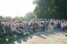 <p>Koncert z cyklu Muzyczne Parki Wrocławia - Sępolno, Emose Uhunmwangho, 24 sierpnia</p>