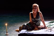 <p>Kadr z czytania preformatywnego "Dzień dobry, jestem wdową". Wrocław, 28.02.2026</p>