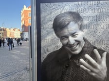 <p>Wystawa z okazji 65-lecia miesięcznika &bdquo;Odra&rdquo; na ul. Świdnickiej</p>