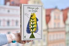 <p>Lulu Miller, &bdquo;Dlaczego ryby nie istnieją&rdquo;, przekład Hanna Pasierska, Wydawnictwo Czarne</p>