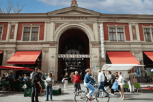 <p>Fasada Markthalle Neun</p>