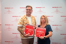 Uczestnicy uroczystości wręczenia plakiet przewodnika Michelin 2026.