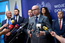 <p>Konferencja prasowa w Dolnośląskim Urzędzie Wojew&oacute;dzkim, 10.08.2026. Przy mikrofonie wiceprezydent Wrocławia, Jakub Mazur.</p>